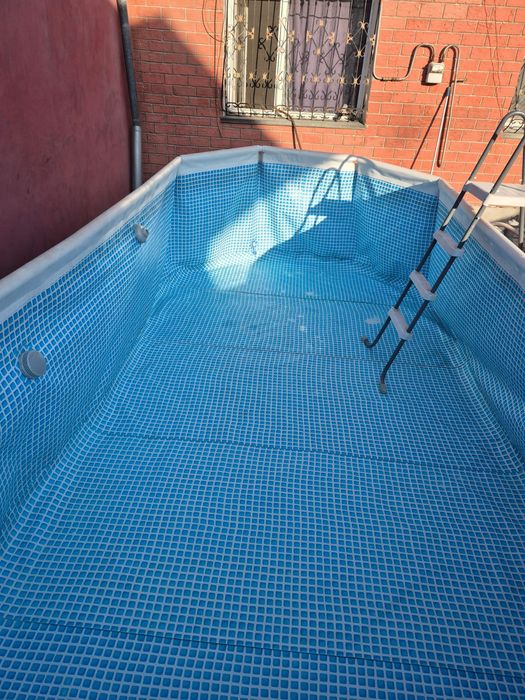 Продам бассейн INTEX