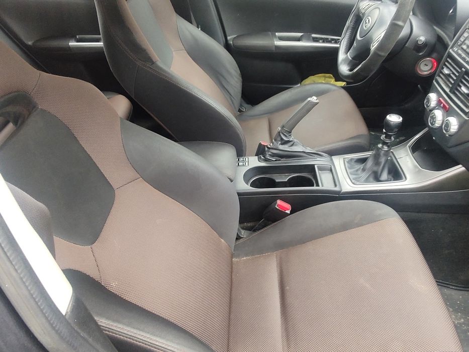 Subaru impreza 4wd 2011