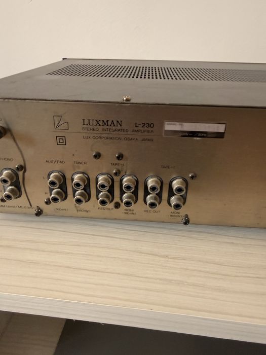 Amplificator Luxman L230