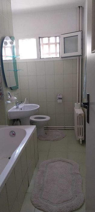 Închiriez apartament iasi