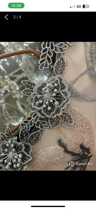 Платье от кутюрье Николь