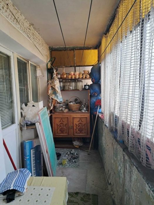 Apartament 3 camere decomandate, etaj 3, in Comanesti
