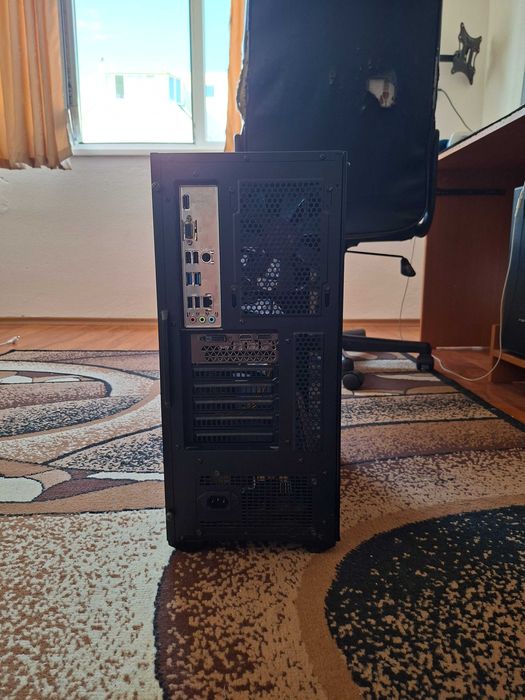 Настолен компютър
