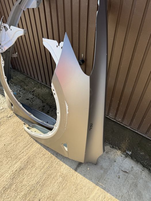 Aripa stanga dreapta Fata Tesla Model Y