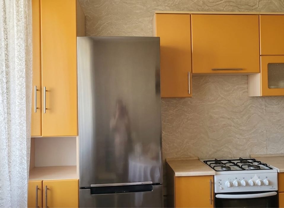 Продам кухоннный гарнитур