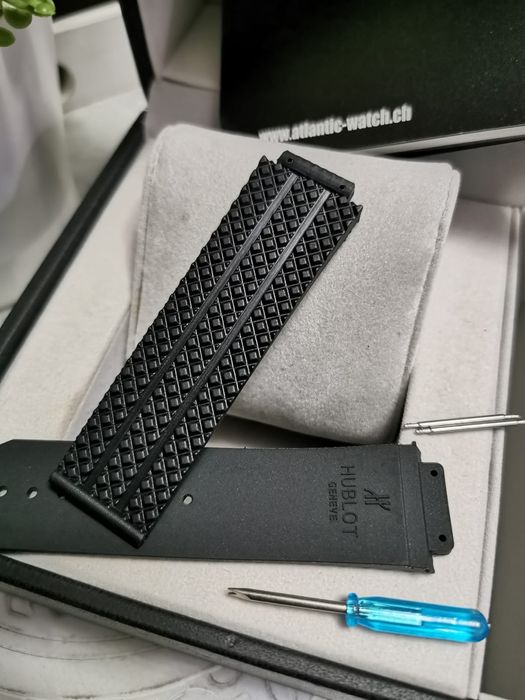 Curea ceas Hublot din silicon, Big Bang