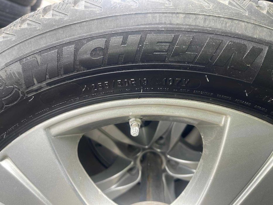 Jante aliaj 5x120 R19 Bmw X5 X3 cu anvelope de iarna 255 50 R19
