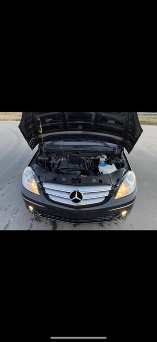 Mercedes Benz B class