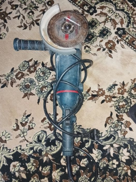 Продам б/у болгарку