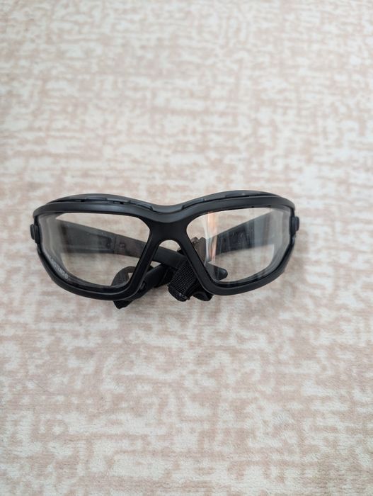 Set airsoft, vesta, ochelari, bile