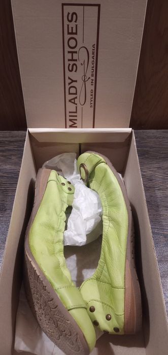 Дамски обувки естествена кожа и кецове-велур