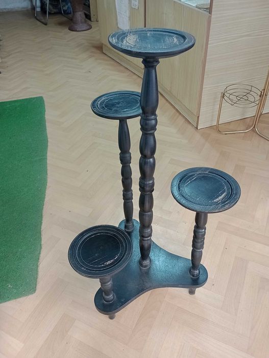 Цветарник Дървен