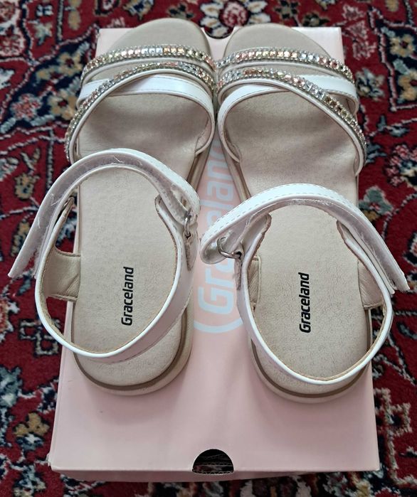 Сандали за момиче Graceland