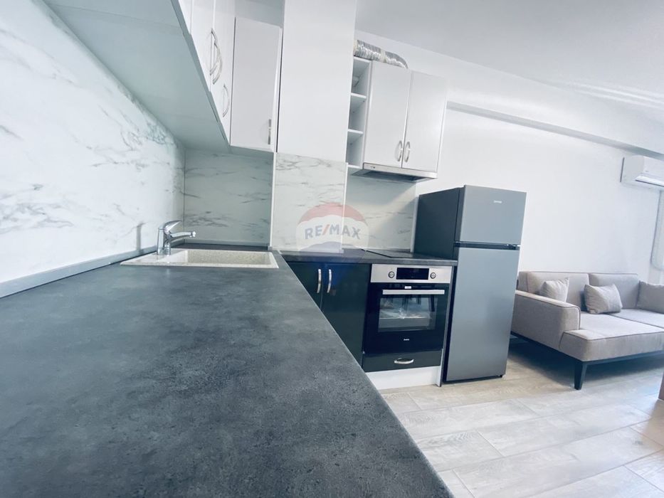 Дава се под наем Тристаен апартамент в Варна, Погреби - 66 кв.м за 714 € - Снимка #1