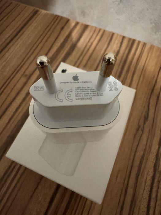 Iphone адаптер 20 w