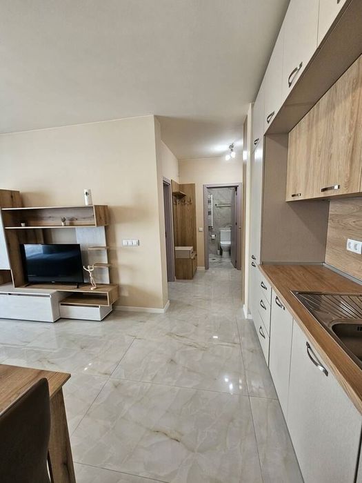 Дава се под наем Двустаен апартамент в София, Кръстова вада - 80 кв.м за 896.58 € - Снимка #3