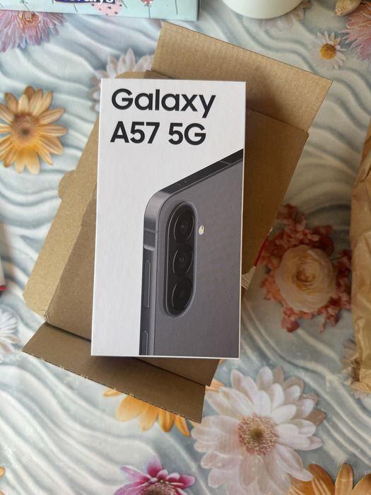 Samsung  A 57 5G sigilat  in cutia otiginala