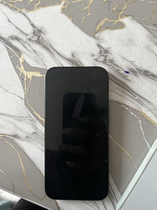 IPHONE 15 в идеальном состоянии