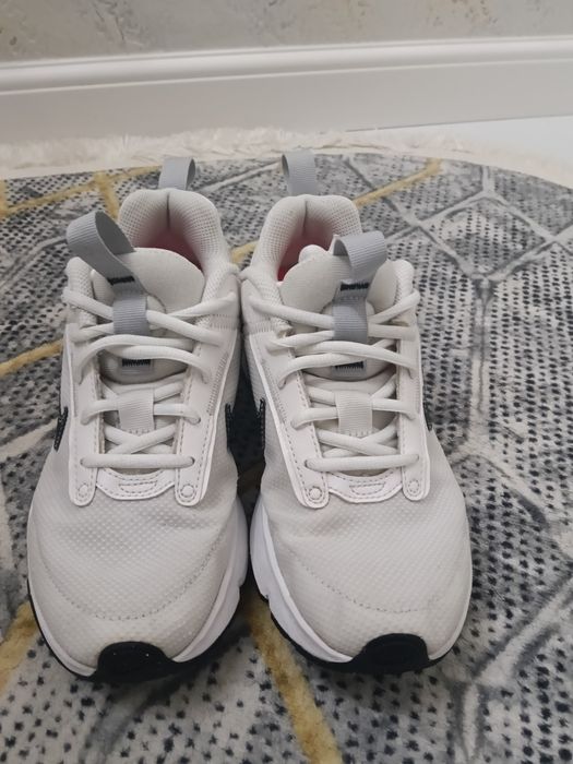 Adidași Nike Air Max AP Mărimea 37