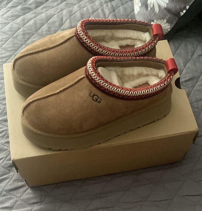 Pantofi Ugg  n 38 cu cutie