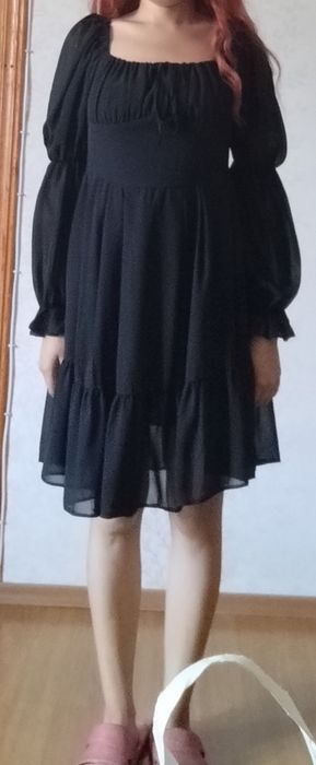 Продаю 2 женских платья