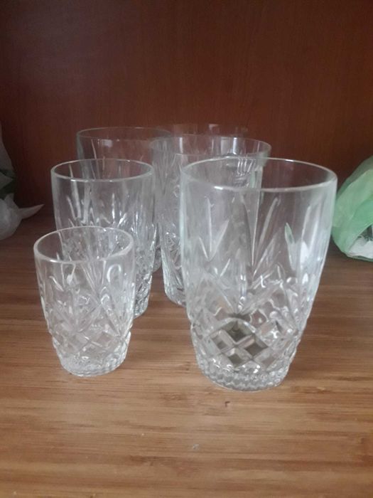 Set pahare de cristal vechi de Boemia de 80 de ani