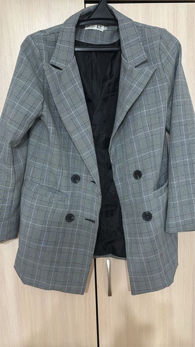 Продам женские вещи