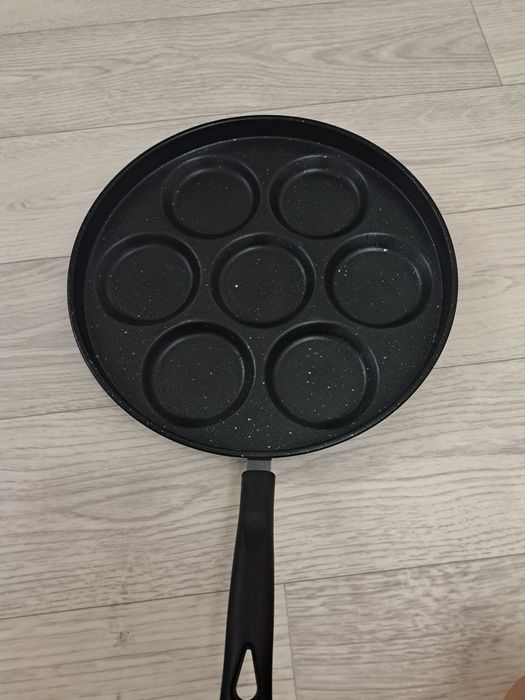 Продам новую сковородку