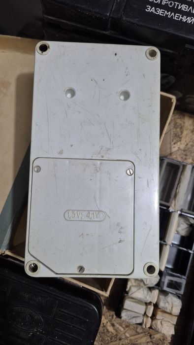 Советские измерительные приборы.