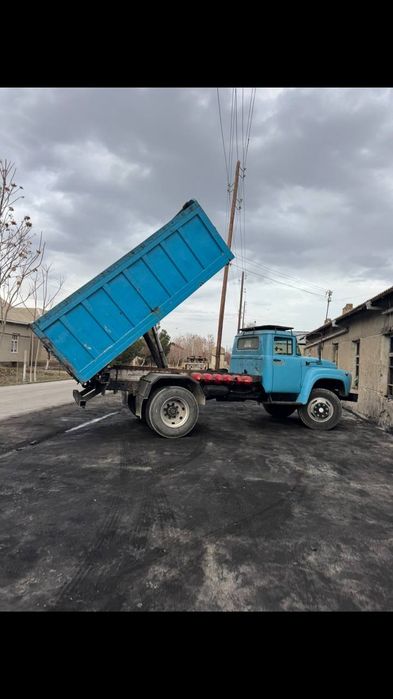 Zil 130 Samosval sotiladi.