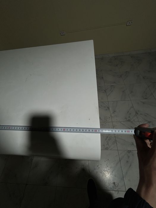 Стол для зоны ресепшен