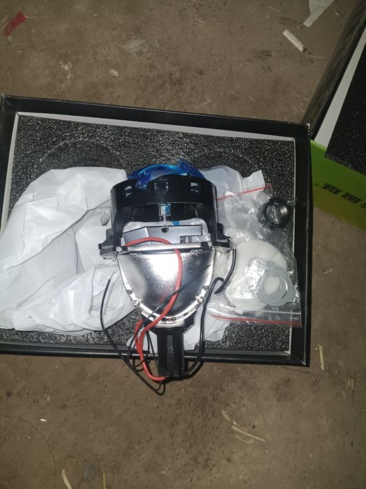 Фара линза универсальная