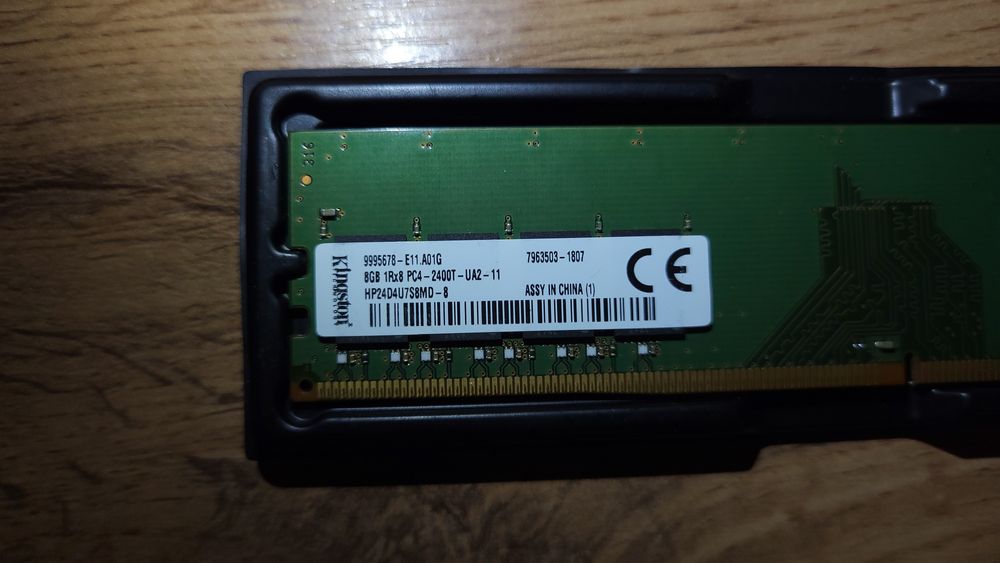 DDR4 8GB  2400 МГц