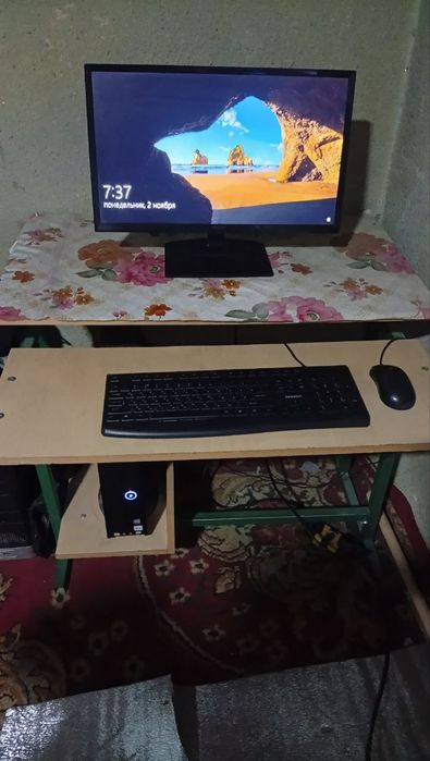 Kompyuter zor holatda pul kerakligi uchun sotilyapti