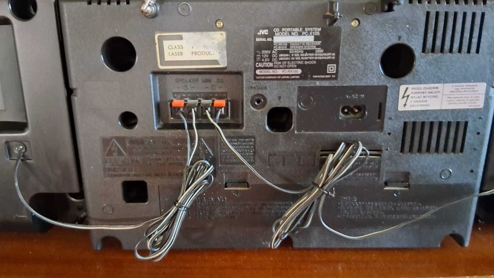 Combina muzicala cu CD si 2 boxe JVC