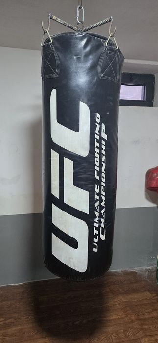 Продам груши 1.40 и 1 м.