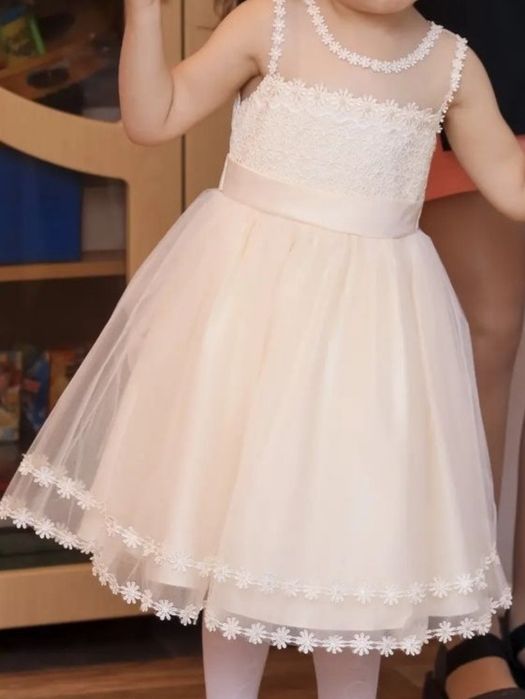 Продам шикарное платье