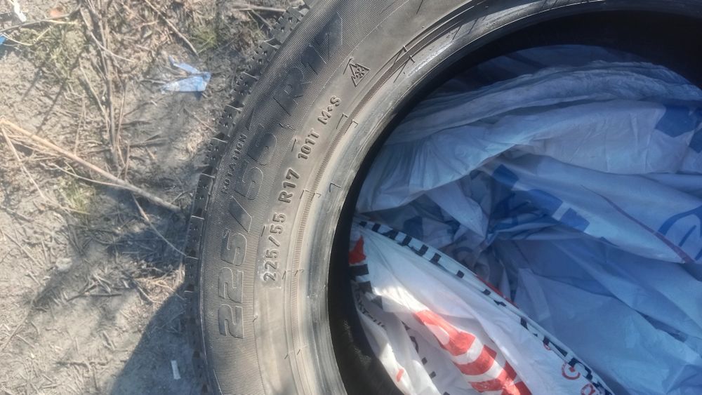 Продам зимние шины