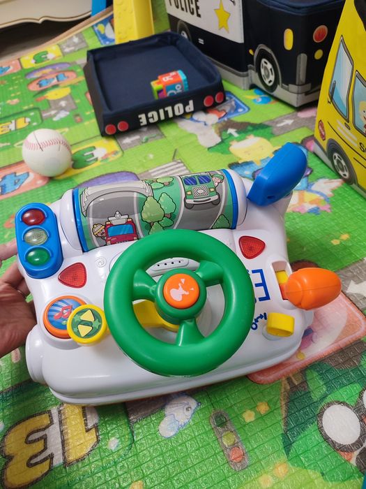 Детские вещи, одежда, игрушки.