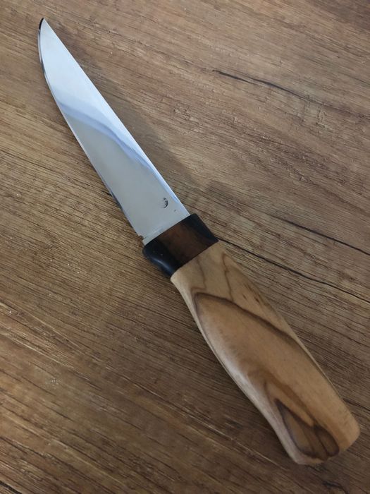 Нож ръчна изработка.