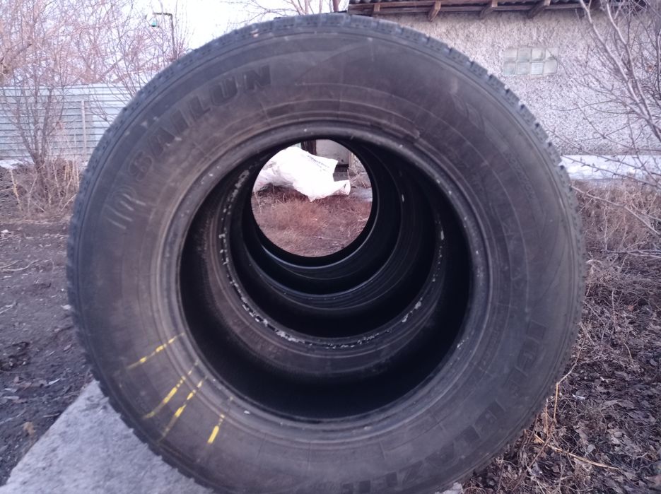 Резина зимняя комплект,