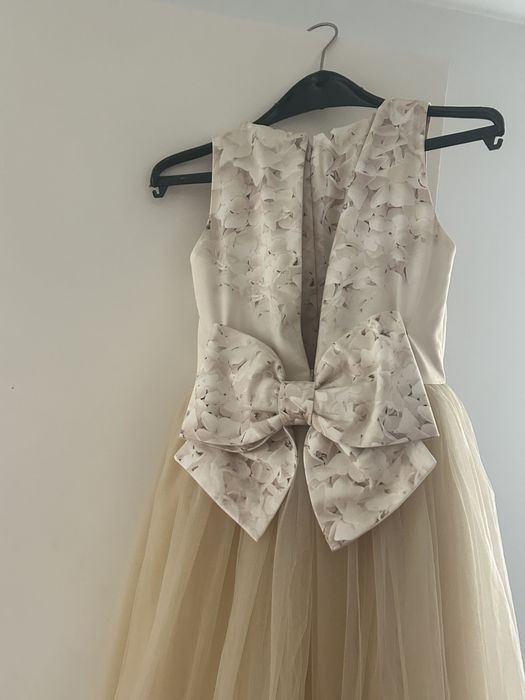 Официални рокли 2бр