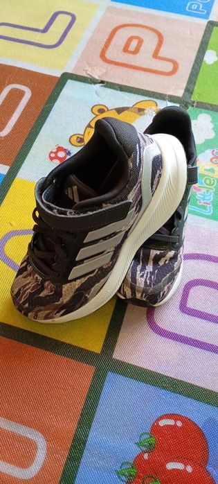 Детски маратонки adidas 31