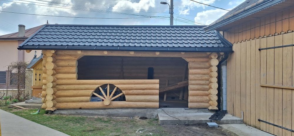 Foișor casa lemn leagăn si masa gradina