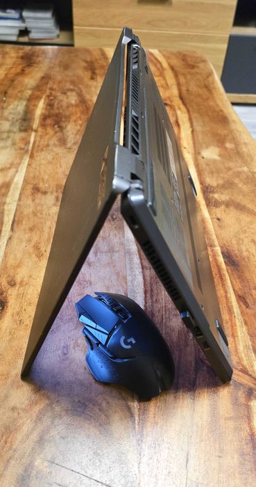 ASUS ROG Zephyrus Ryzen 7 4800HS 40GB RAM Ултрабук + бонус втори дисплей