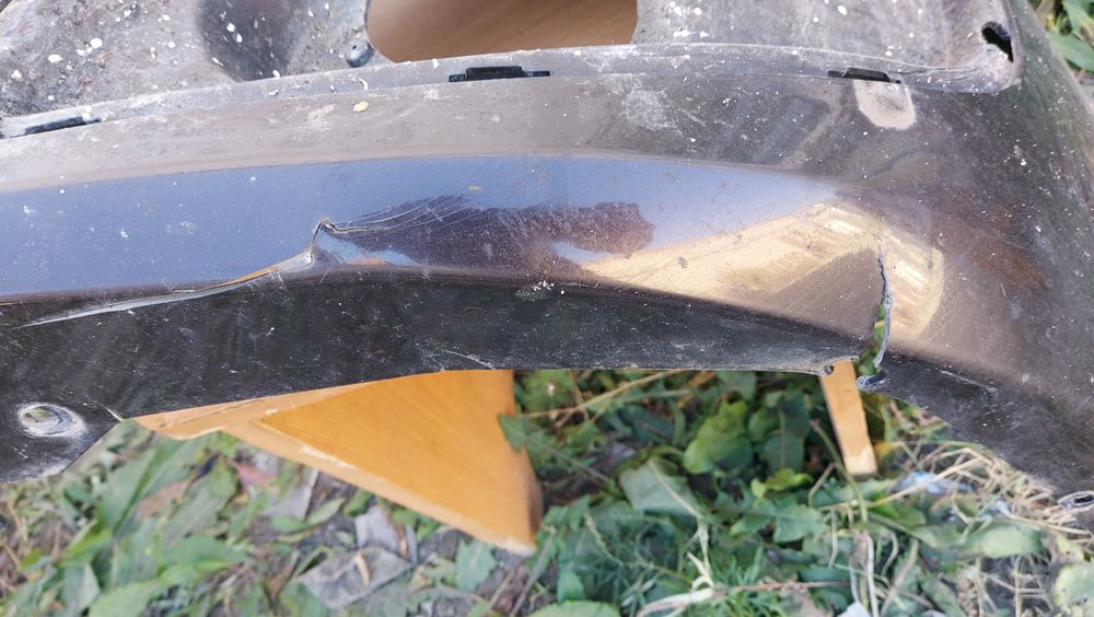 Передний бампер на ларгус. Оригинал 100 %.