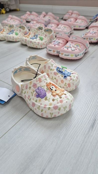 Детски кроксове.