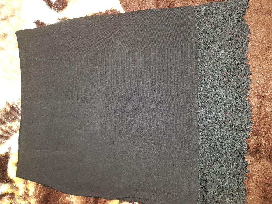 Продам юбку с кружевом