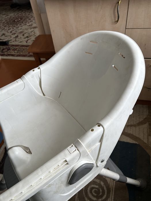 Стул детский продам