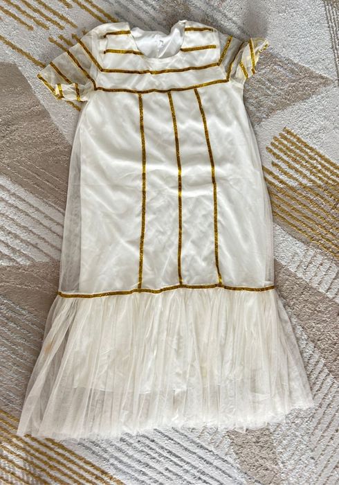 Отдам женские вещи и обувь